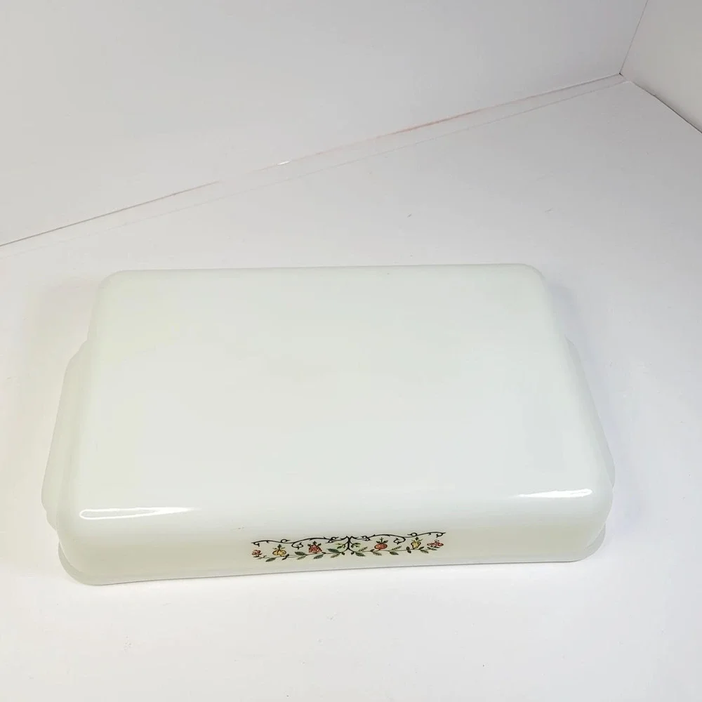 Vintage Fire King Anchor Hocking Ovenware 411 Fruit Tree Casserole Dish 2qt F6